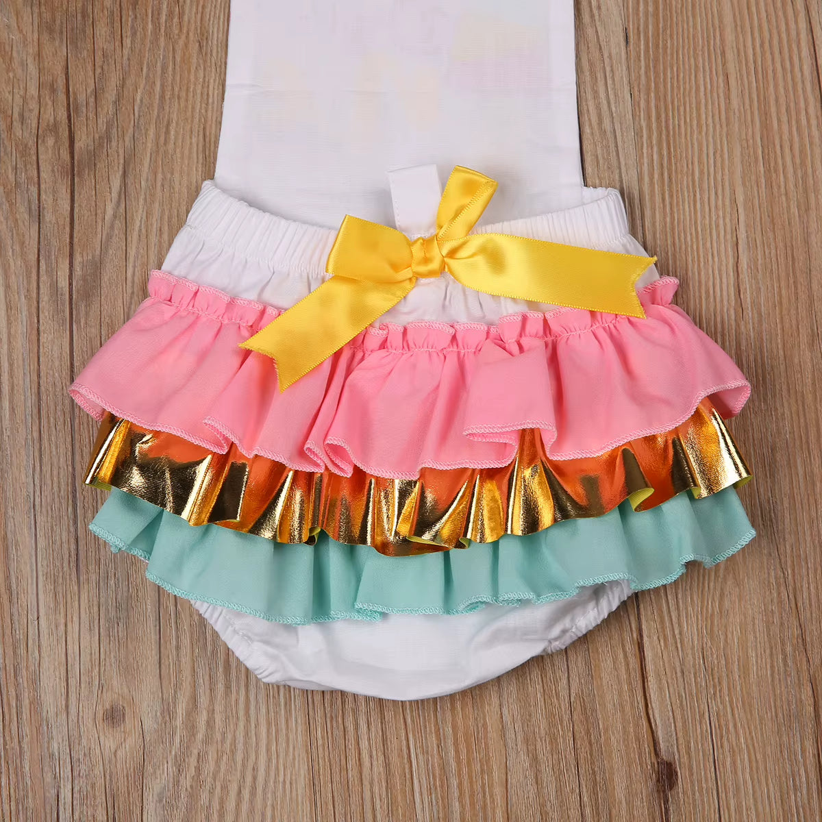 Baby Girl Ice Cream Romper – Ruffled Lace & Bow Outfit